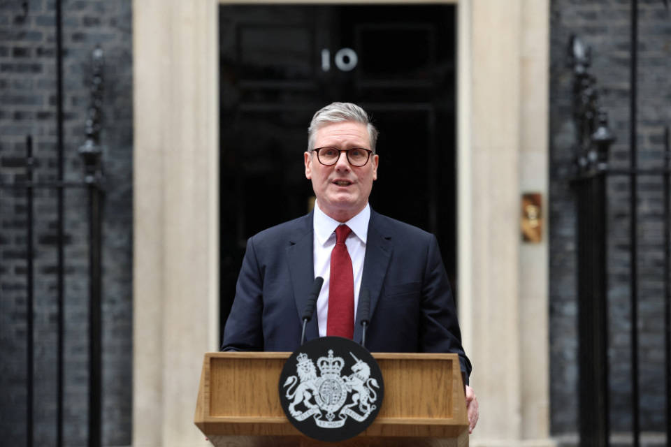 英首相与以总统激烈争吵后，决定承认巴勒斯坦国