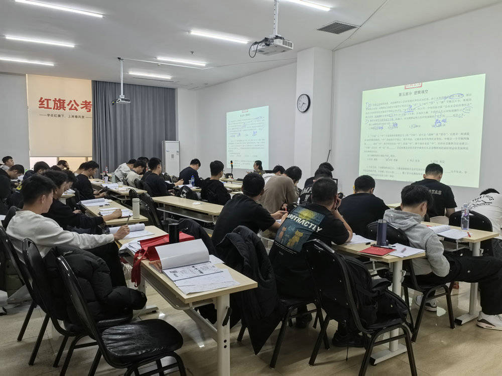 解惑公务员考试刷题营服务，公考刷题营哪家性价比高